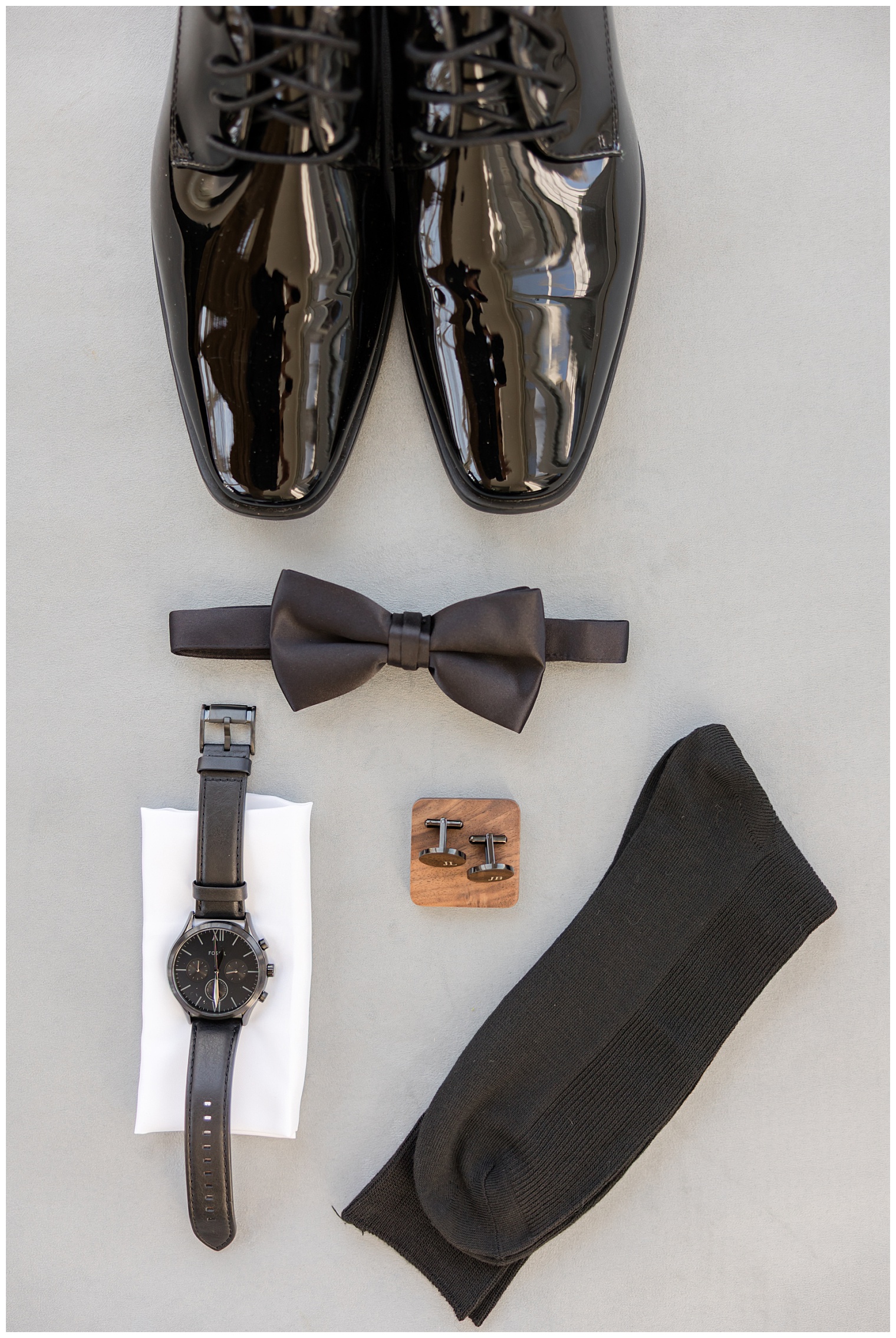 groom wedding details